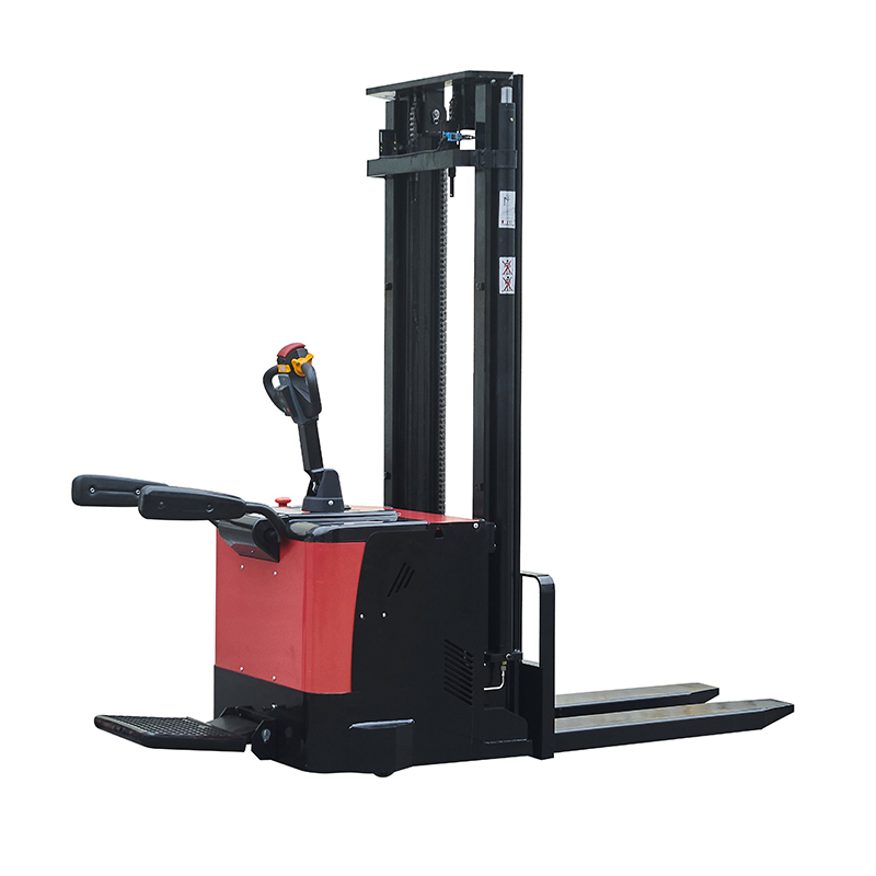 Paleta apiladora eléctrica 2T Rider con plataforma y brazos